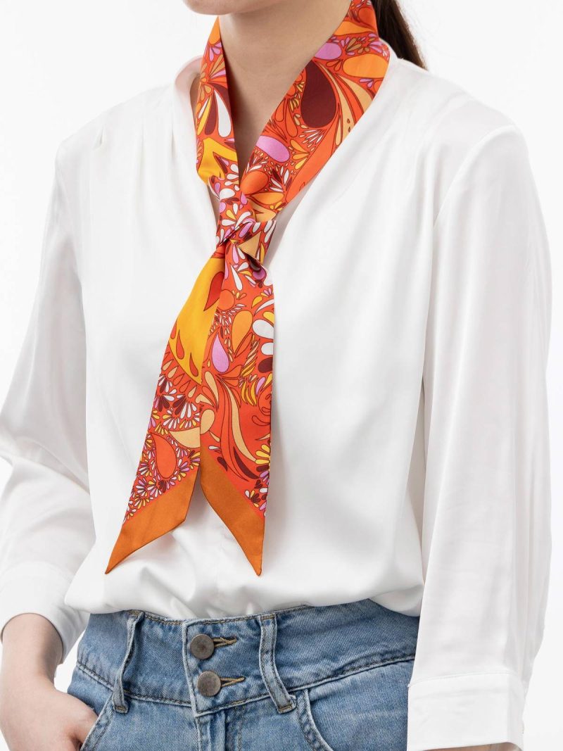 Orange Cashew Flower Twill Seidenband-Schal