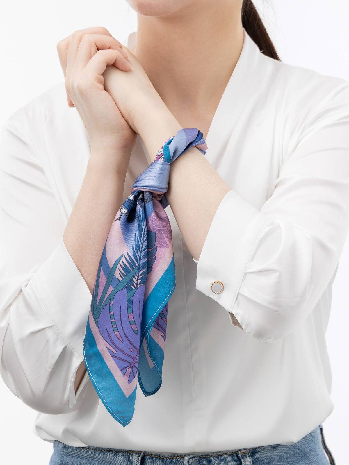 What Are Luxury Silk Scarf Brands? - Muriersilk