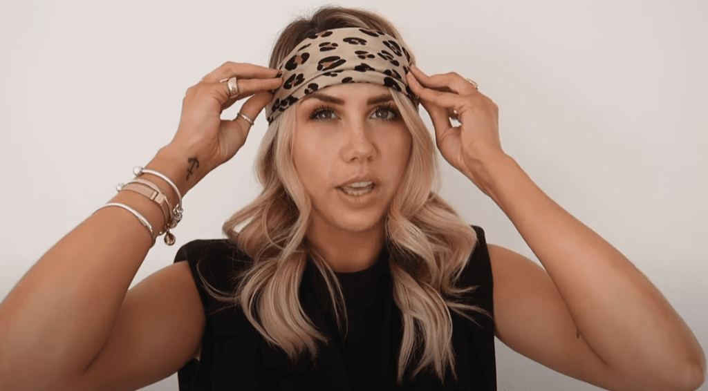 how to tie silk head scarf for Muriersilk how to tie silk head scarf - Muriersilk