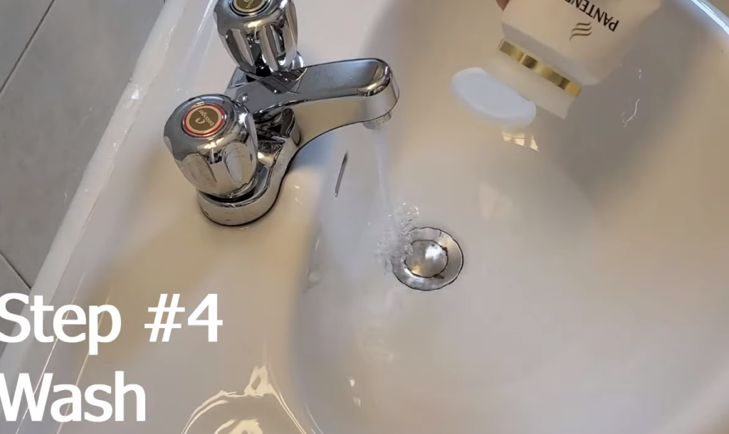 How to get oil stain out of silk for Muriersilk How to get oil stain out of silk - Muriersilk