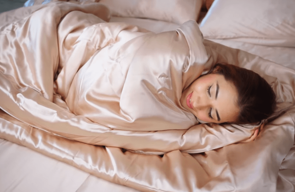 Do Silk Sheets Make You Sweat? for Muriersilk do silk sheets make you sweat?
