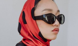 how to tie a silk head scarf