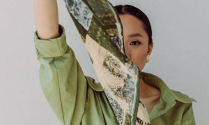 how to tie a square silk scarf