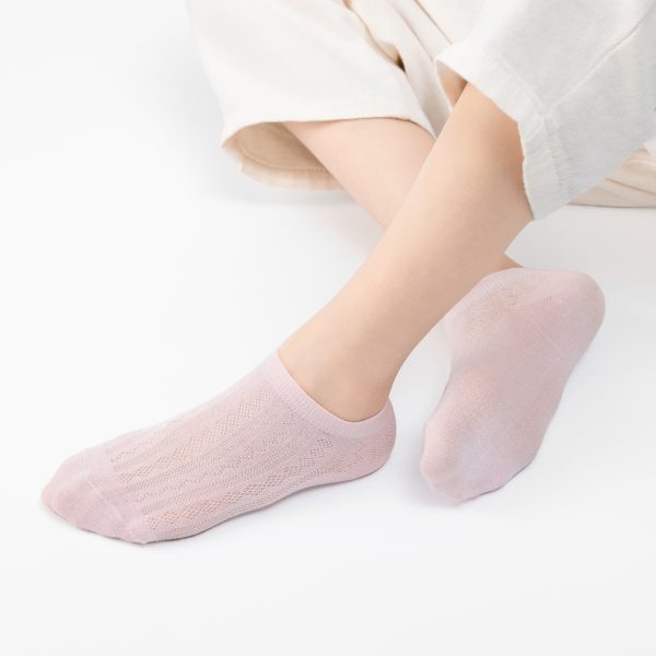 MSSS004P3-01-04 Silk Socks for Girls and Women 3 Pack