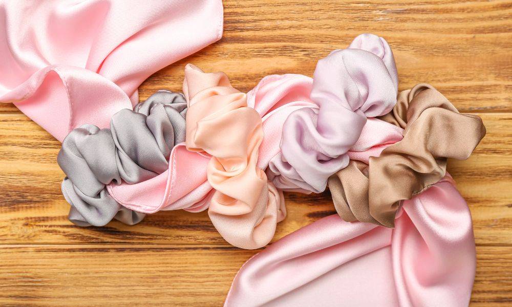 Step-by-Step Tips on How To Wear A Silk Head Scarf for a Chic Look for Muriersilk popular styles for wearing a silk head scarf