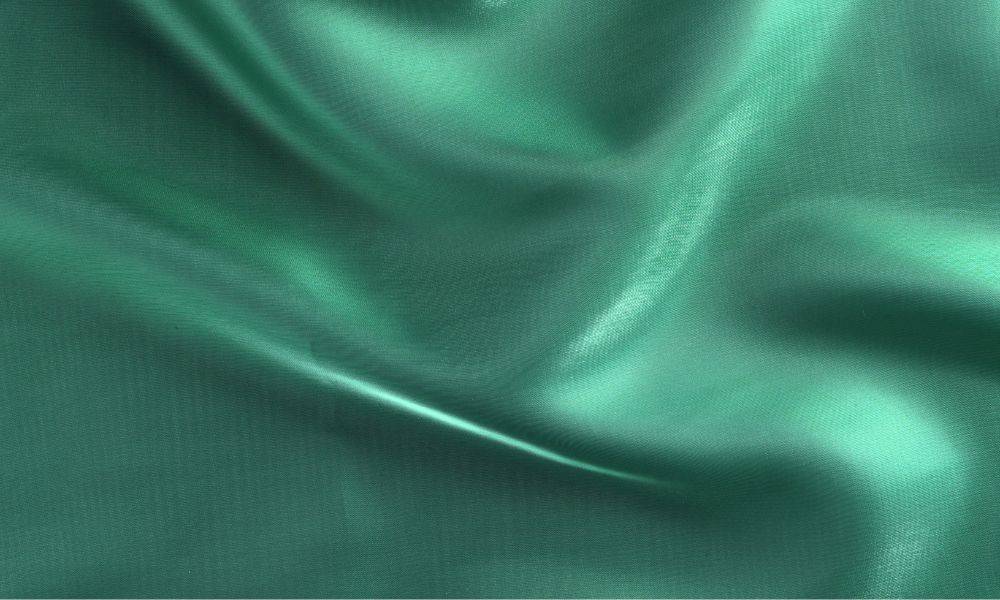 How To Tie A Silk Scarf For Sleeping: A Simple Guide to Prevent Hair Damage for Muriersilk step by step guide how to tie a silk scarf for sleeping