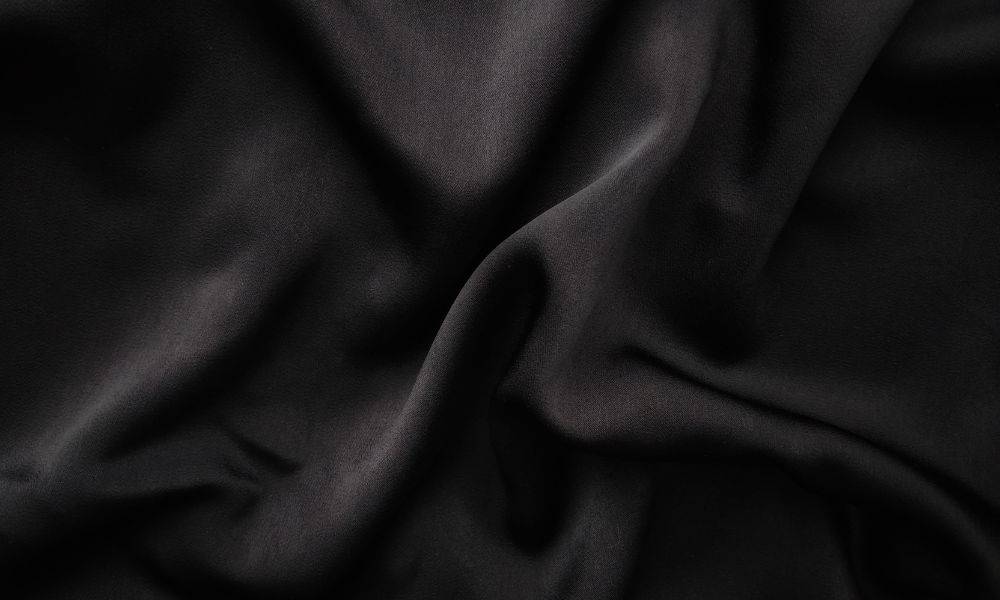 What Does A Silk Bonnet Do? The Key Benefits for Healthier, Smoother Hair for Muriersilk understanding different silk types which one is best for you