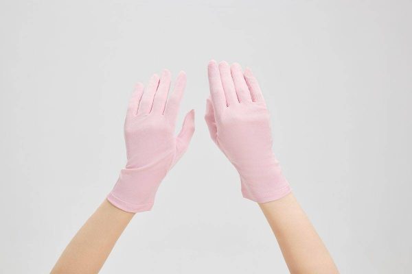 Wrist-Length Silk Gloves for Women