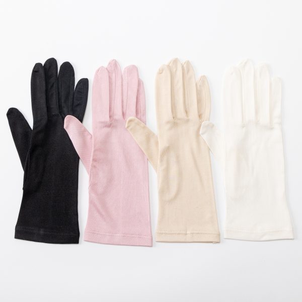 Silk gloves for Sleeping