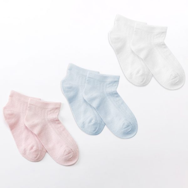 MSSS004P3-01-01 Silk Socks for Girls and Women 3 Pack